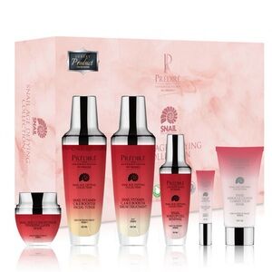 PréDIRE Snail Age-Defying Collection Set
Limited Edition
New in Sealed Box